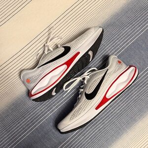 Nike Journey Men’s White and Red Sneakers